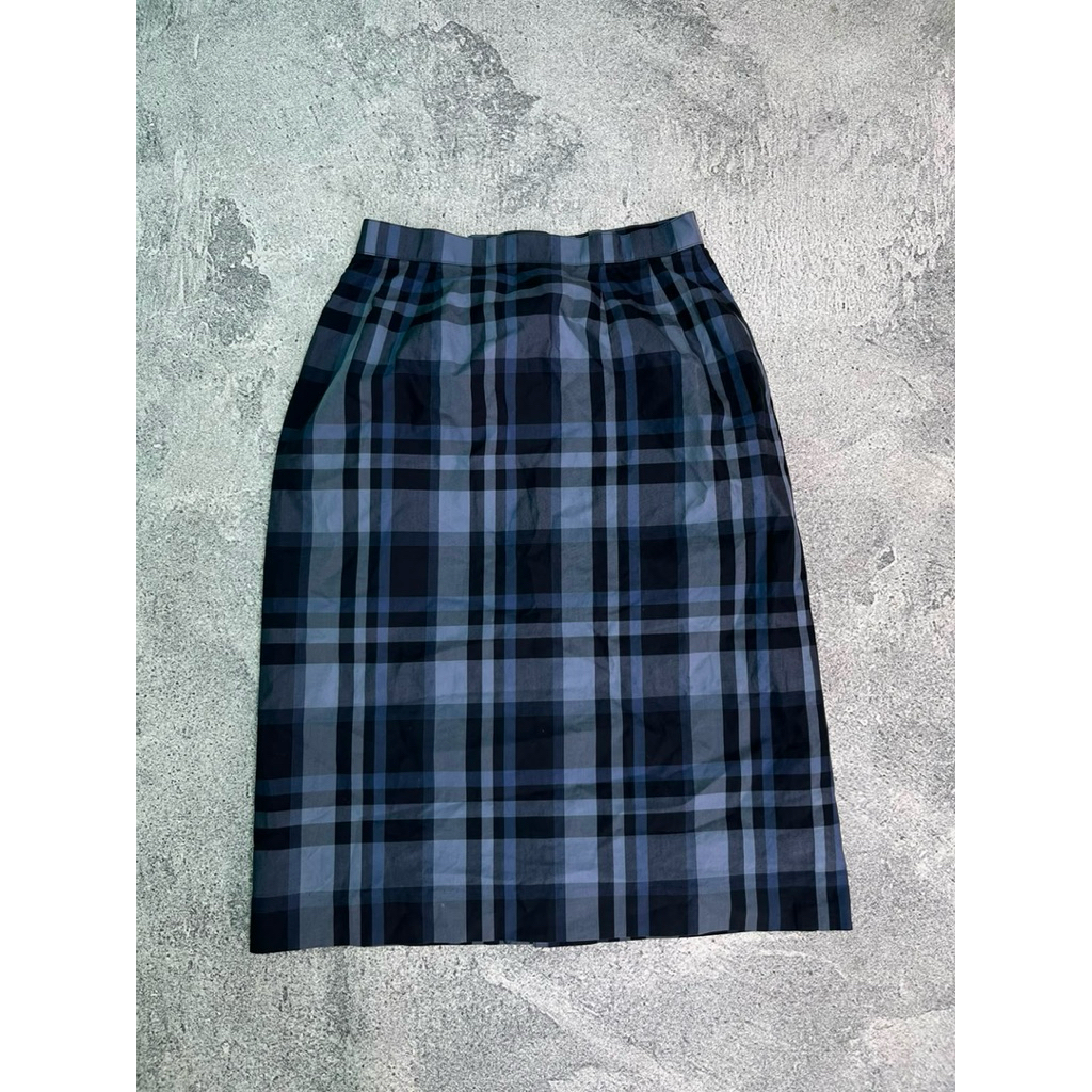 VINTAGE 1990’s BURBERRYS NAVY BLUE NOVA MIDI SKIRT