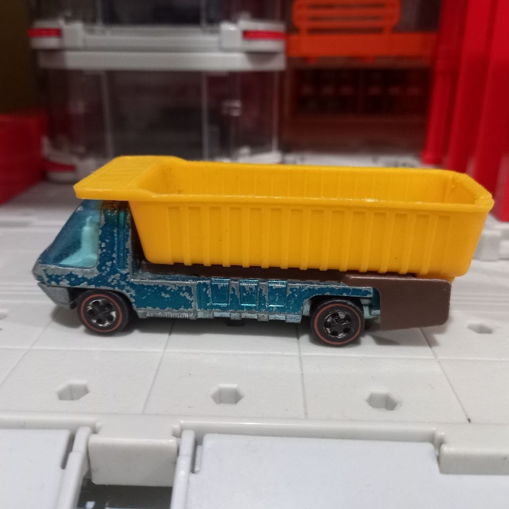 Hotwheels 1969 Redline The Heavy Weights Made In Hongkong