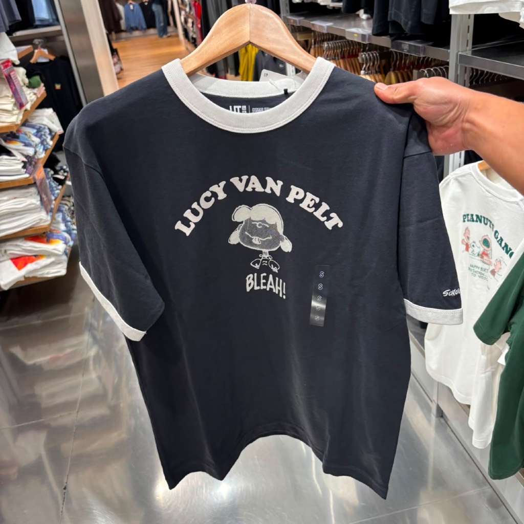 Jastip. Tshirt Uniqlo X Peanuts (MAN)