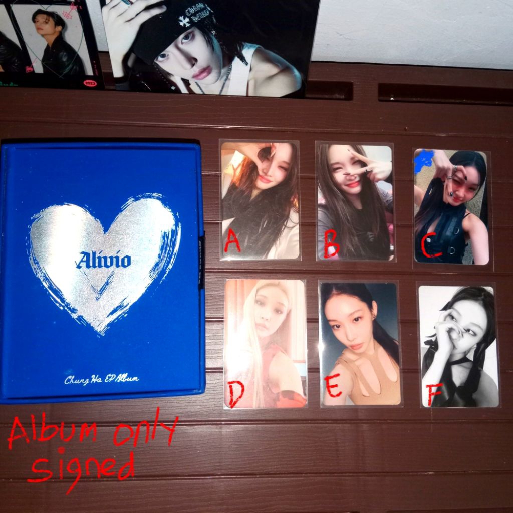 Album Photocard Chungha Alivio Signed