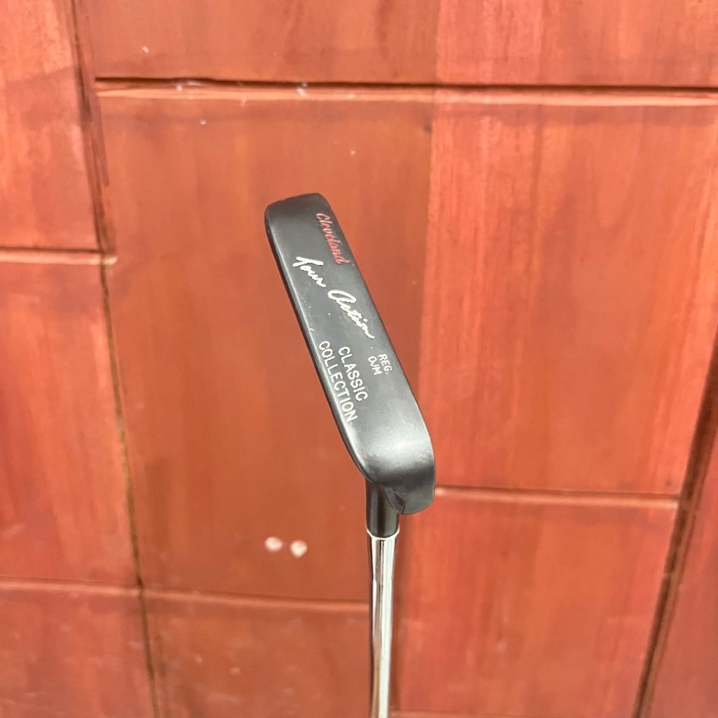 Stick Golf Putter Golf Cleveland Tour Action Classic Collection REG OJM RH
