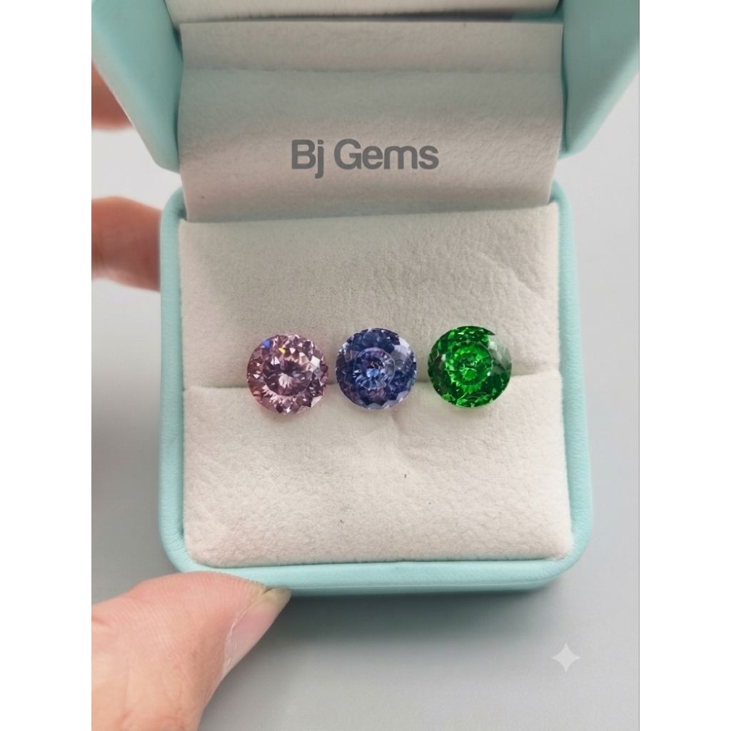 Permata A7 Quality Cubic Zirconia 100 faceted cutting matahari