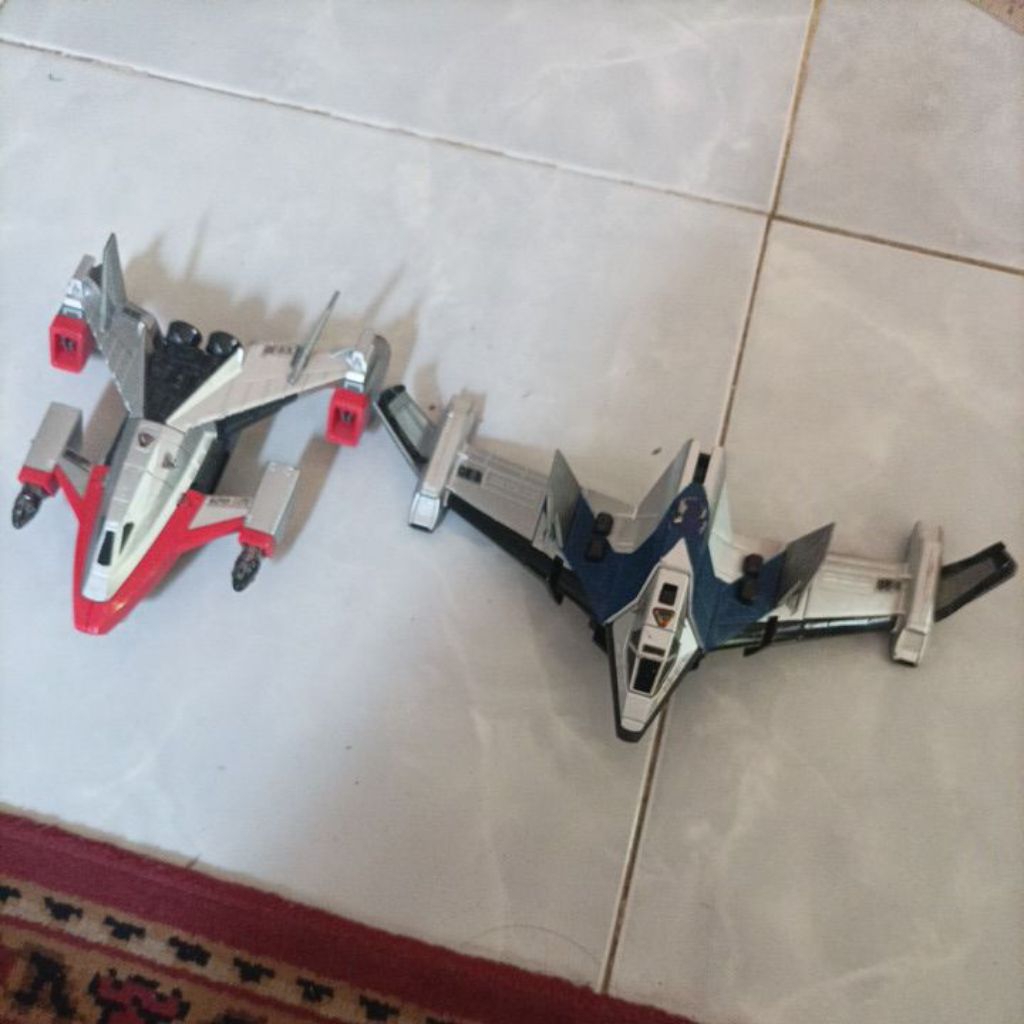 Pesawat Ultran Dyna Guts Eagle Alpha