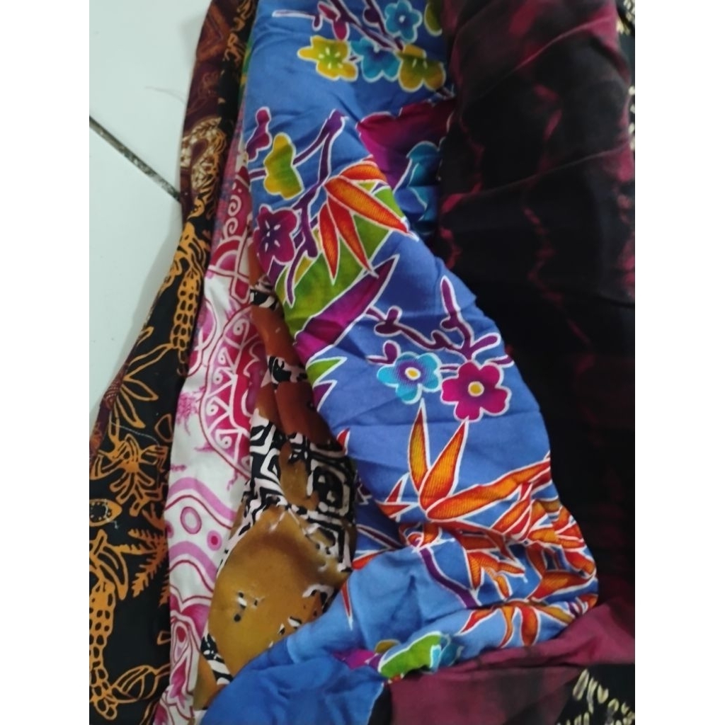 Perca batik kiloan ,kain perca batik 1kg