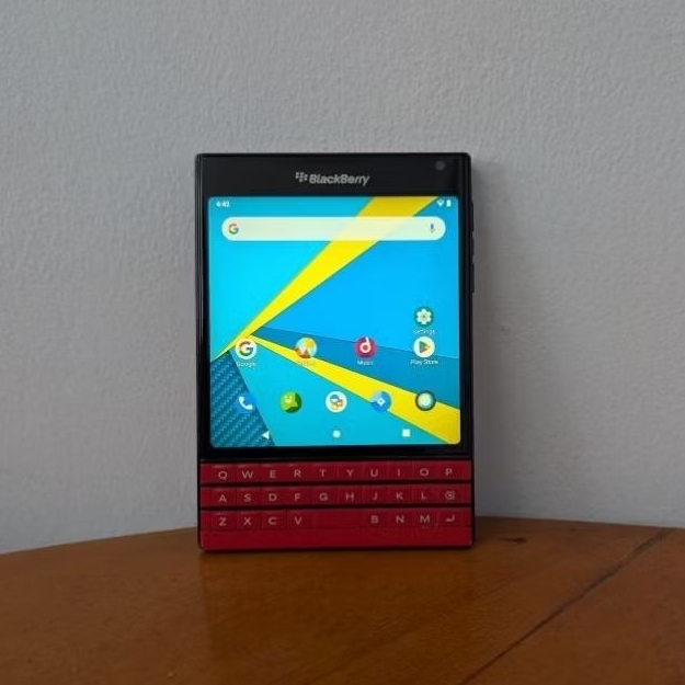 Blackberry Passport, Red Edition, Android 11, Rare Item, Semua Fungsi Normal, Sinyal ON