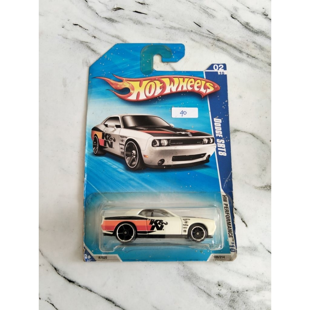 Hot Wheels HW Performance '10 Dodge SRT8
