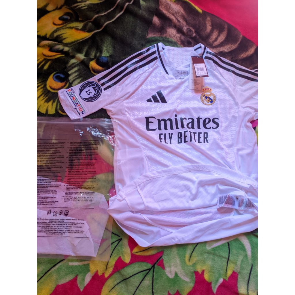 jearsy real madrid player issue