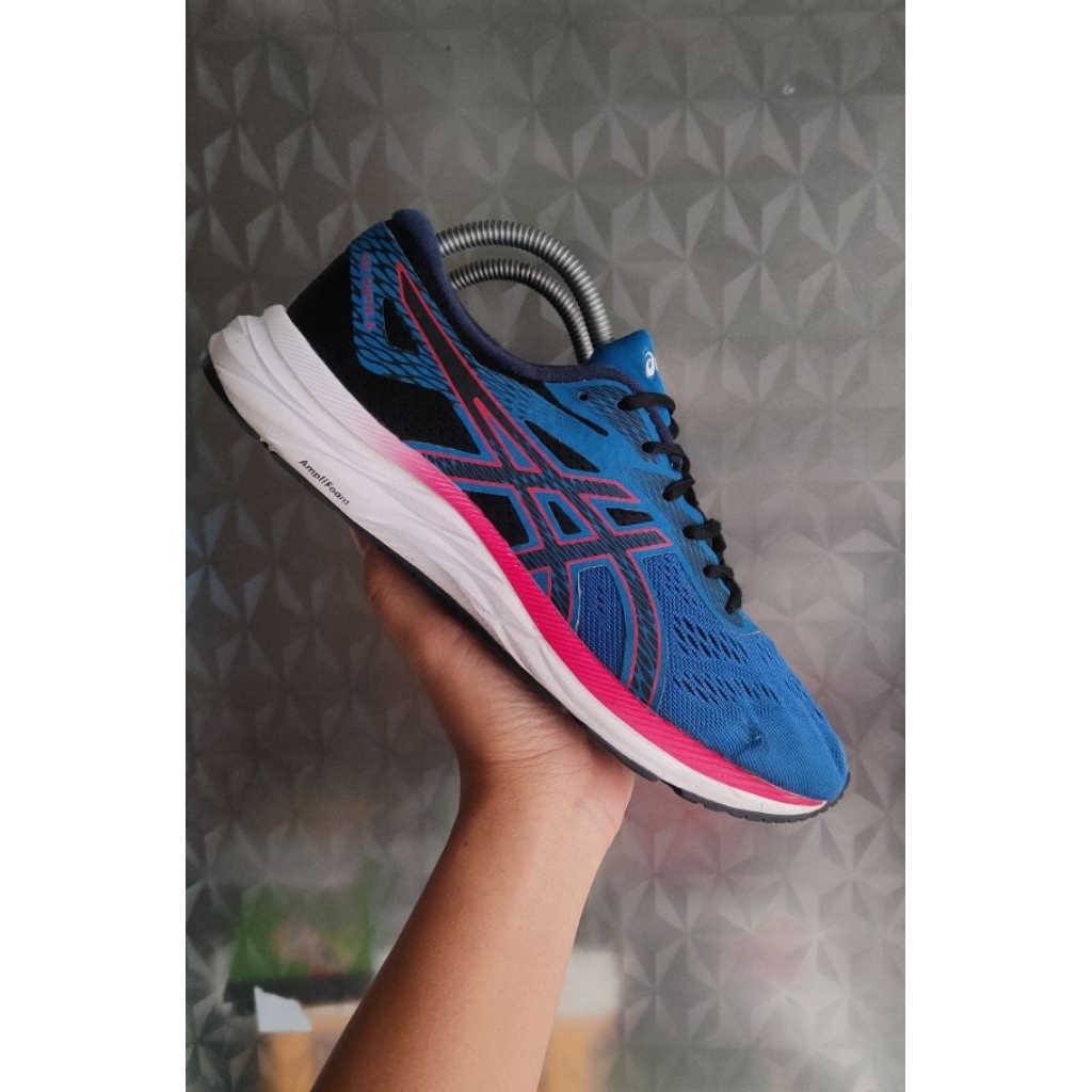 sepatu Asics SZ 41,5 second bekas preloved