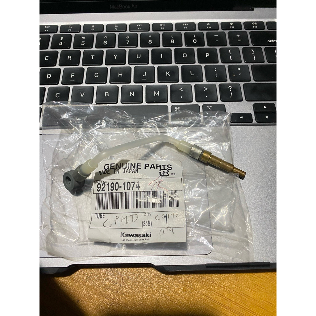 ( NOS ) SELANG POMPA OLI SAMPING PENDEK NINJA R, RR 92190-1074