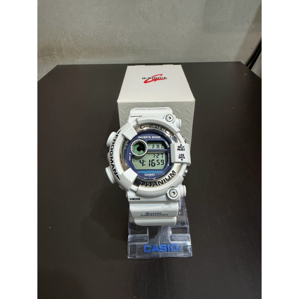 Casio Gshock Frogman DW 8200LG-8 / DW8200LG-8