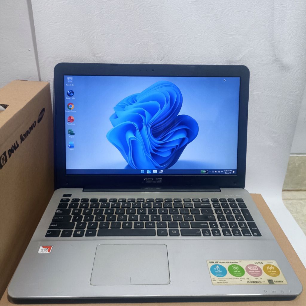 Asus X555QG AMD A10-9620P Dual Grafik Radeon R6 M435DX RAM 8GB HDD 1TB 15.6"Slim Baterai 1 jam