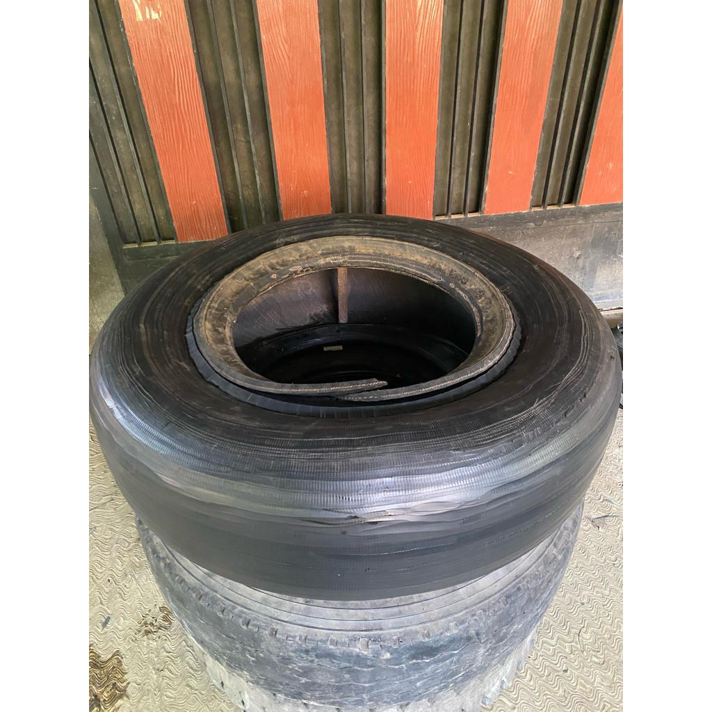 kampas ban mobil full keliling serat kawat 1000/1100 r20