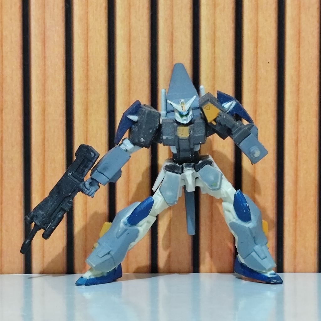 Figure Gundam Karet Mini