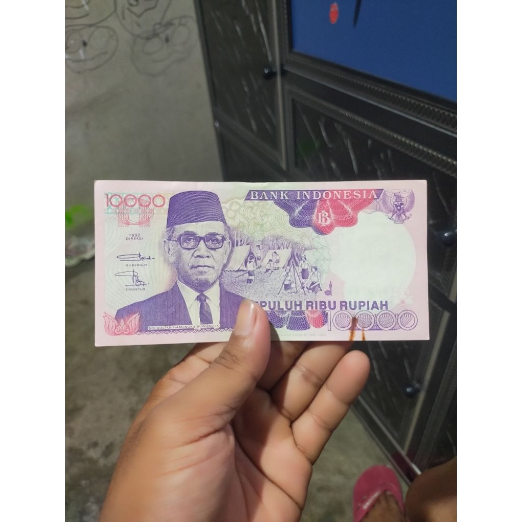 uang kuno murah 10000 rupiah 1992