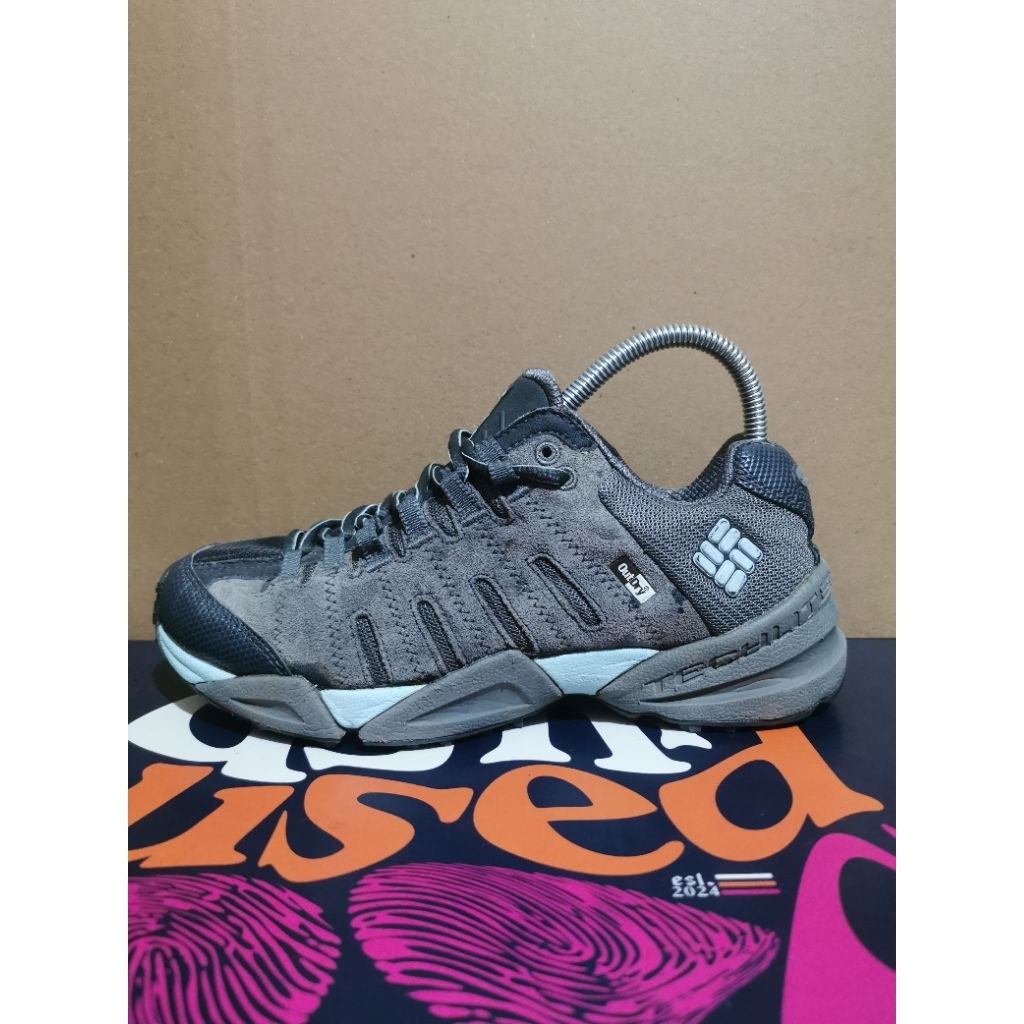 [Bisa COD] Columbia Crestwood Outdry Techlite Outdoor Size 39