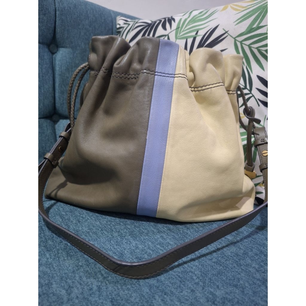 tas ocil serut preloved