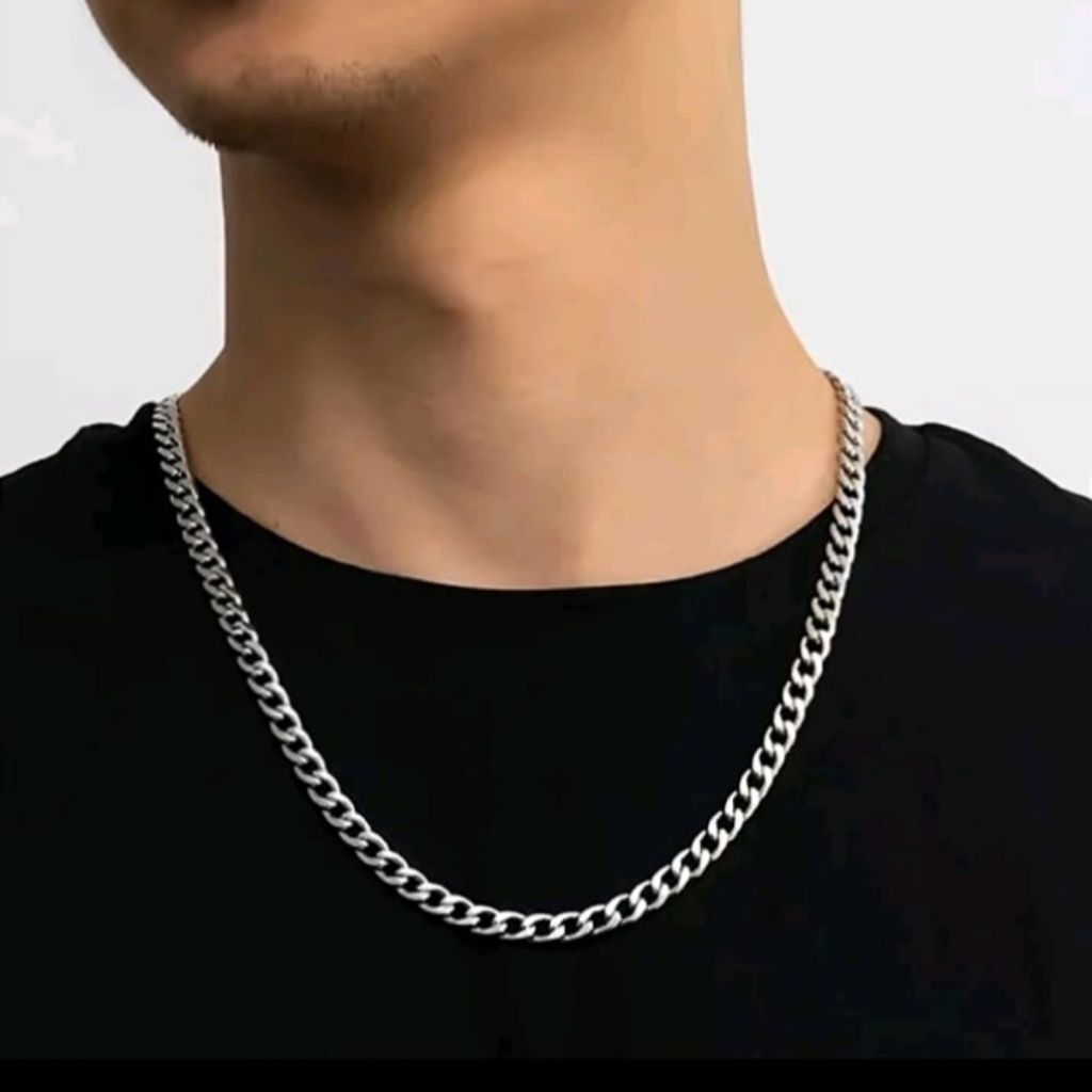 Kalung cowok model rantai silver bahan Perak asli