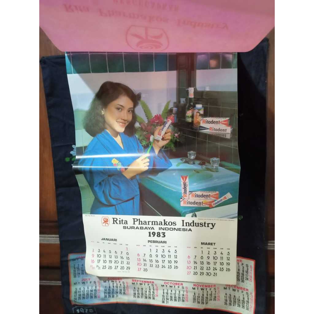 KOLEKSI KALENDER LAMA KALENDER JADUL KALENDER TAHUN 1983 RITA PHARMAKOS INDUSTTRY CHINTAMI ATMANEGAR