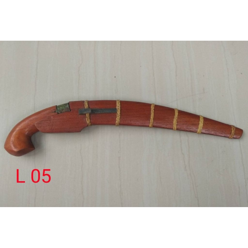 PISAU BADIK SEMENDE L-05