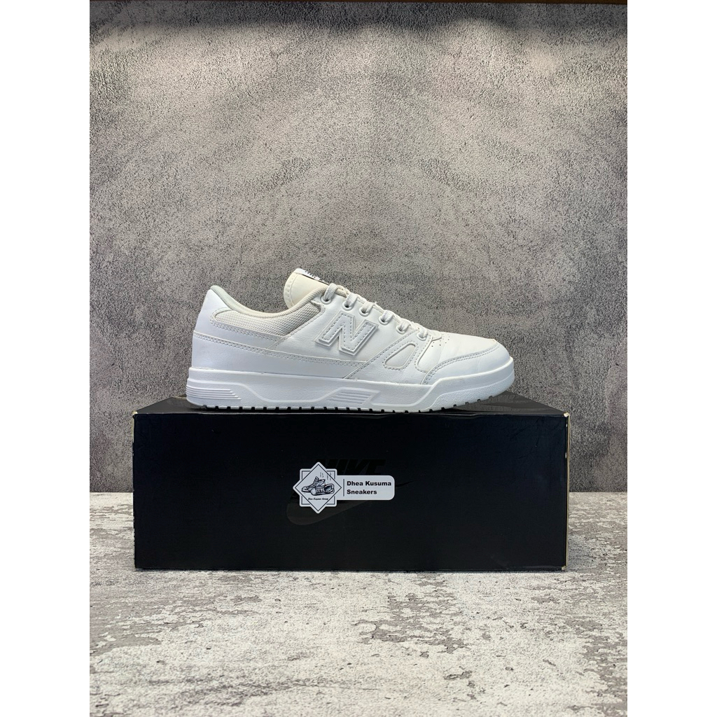 Sepatu Second Casual  New Balance CT20 White Original Guarantee