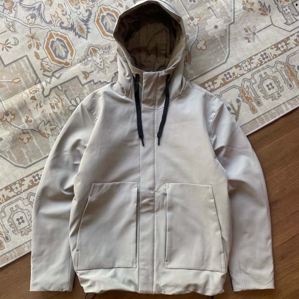Zaraa Technical Hooded Puffer Jacket