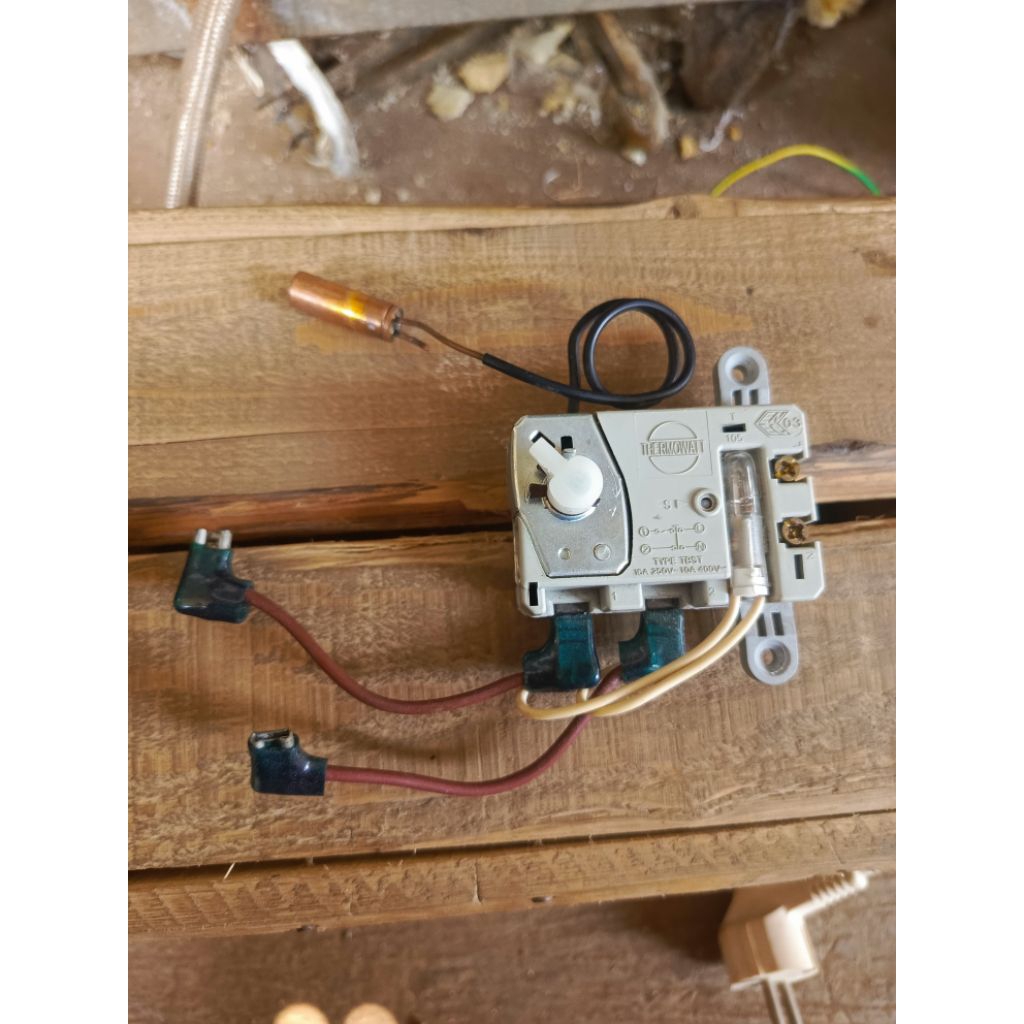 termostat water heater ariston