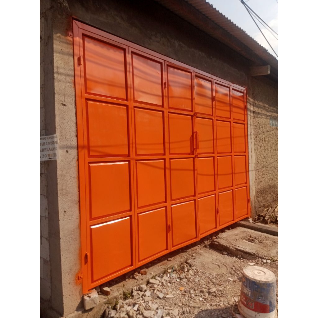 pintu lipat besi ruko