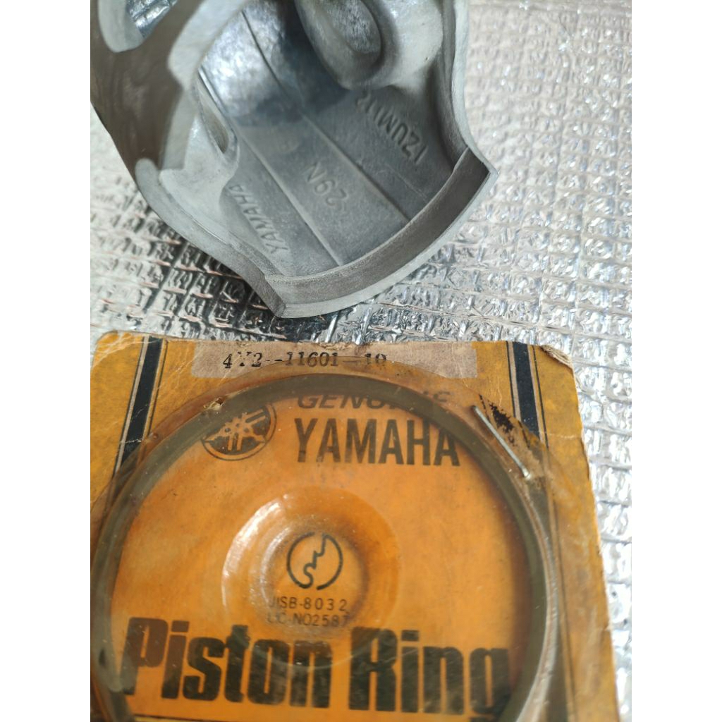 Ring + piston Original Yamaha RX King