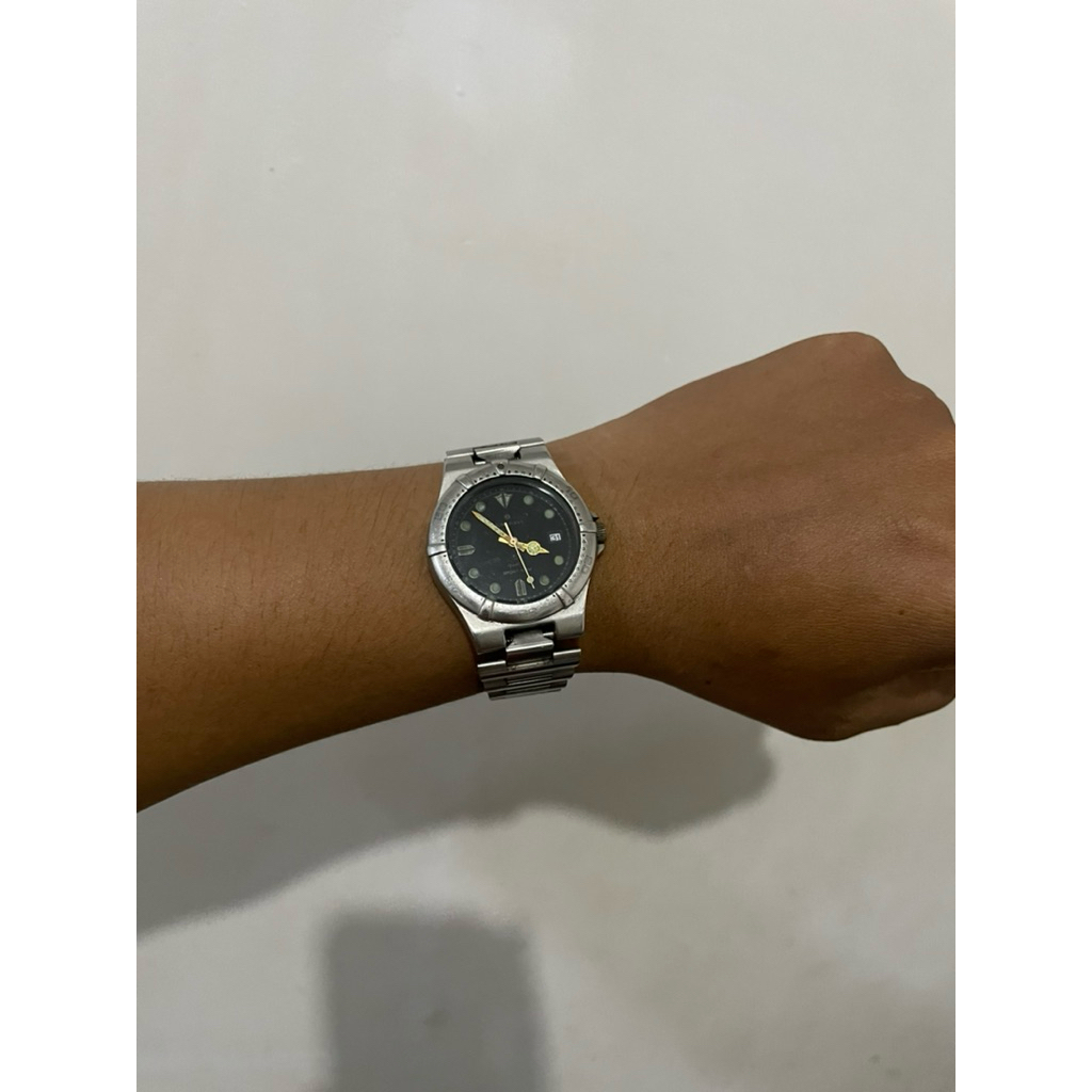 JAM TANGAN JUNGHANS QUARTZ VINTAGE