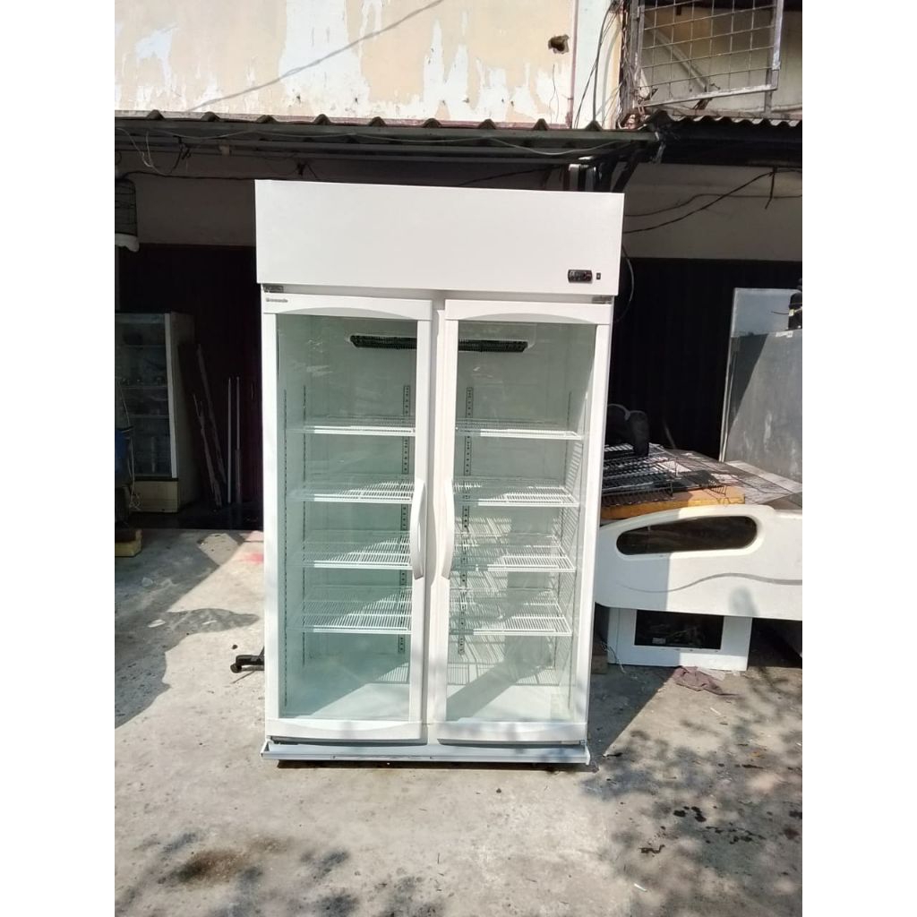Showcase chiller 2 pintu panasonic second