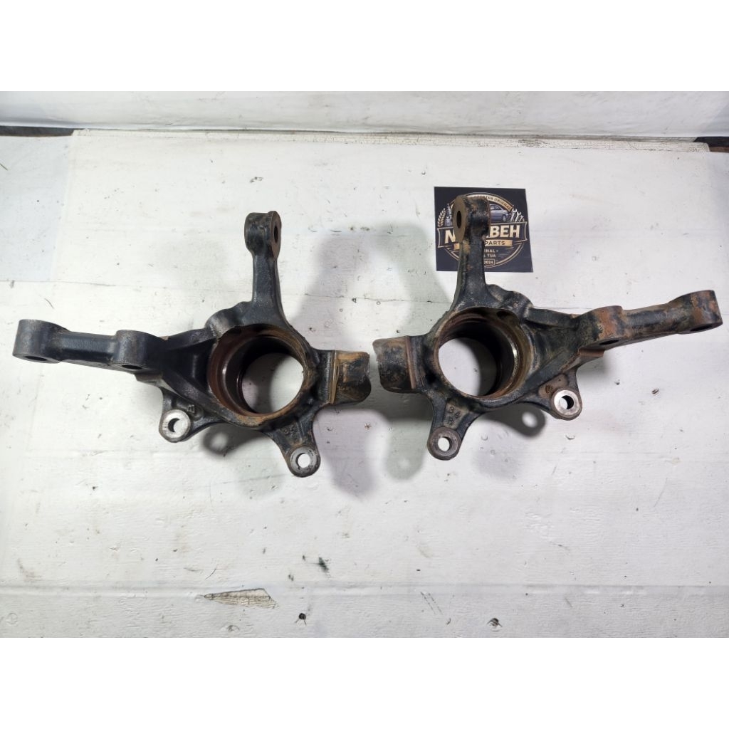 Knuckle Roda Depan Sepasang Toyota Vios Gen 1