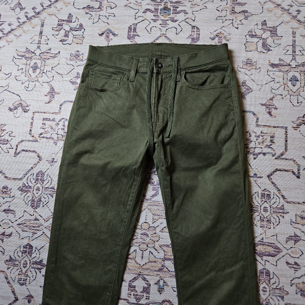 Uniqlo Ezy Jeans