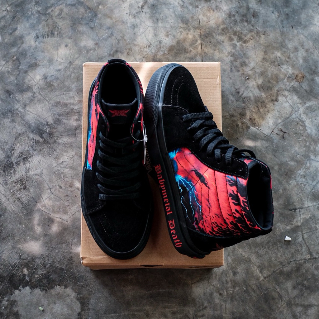 Sepatu Vans SK8 Hi x Babymetal