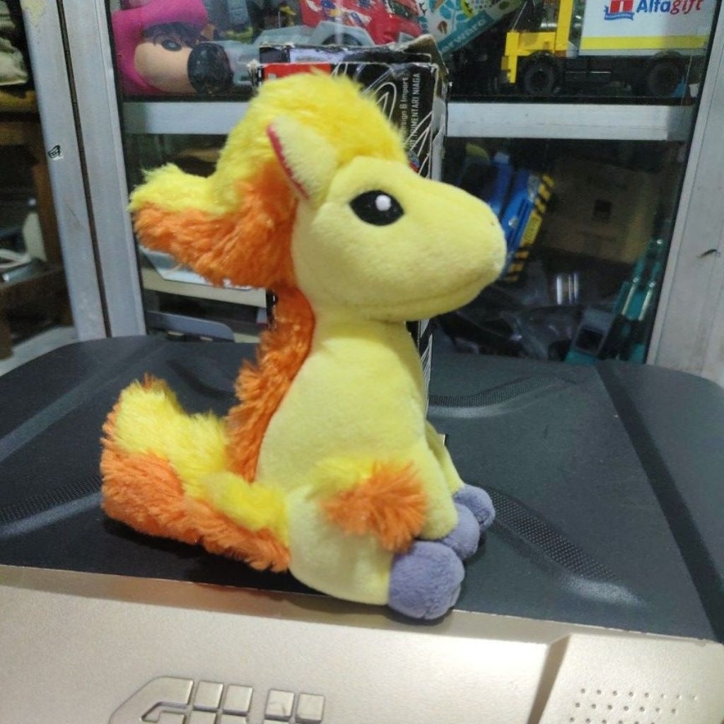 pokemon center ponyta sitting cuties