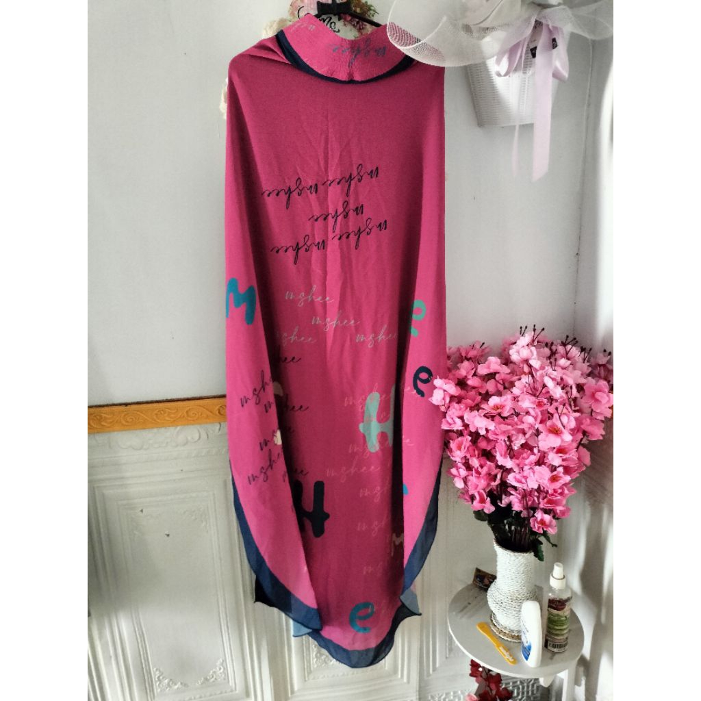 Khimar Syar'i Printing Pink Fuschia by Mshee - Preloved