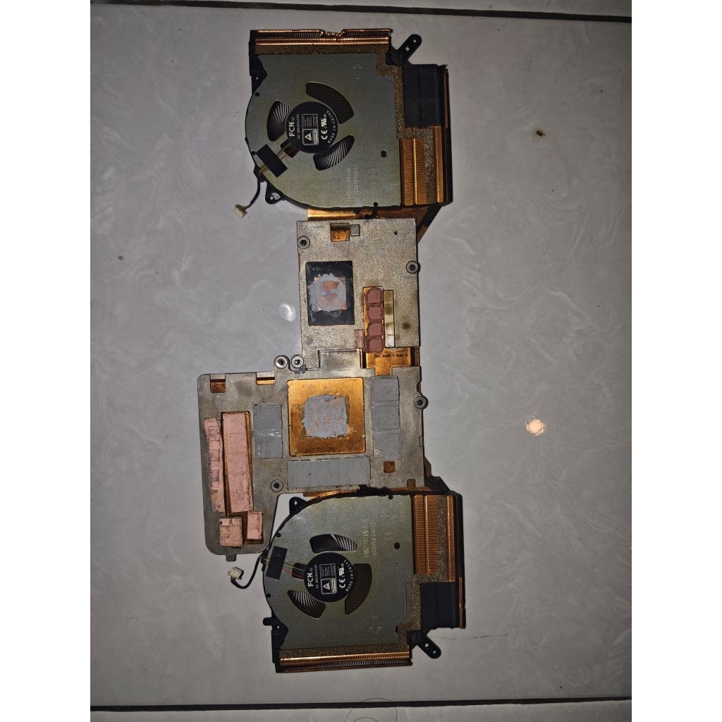 Heatsink + Fan Cooling Laptop Lenovo Legion 7 Original Bekas Copotan