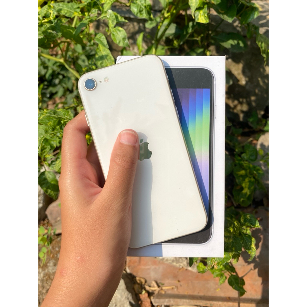 iPhone SE Generasi 3 2022