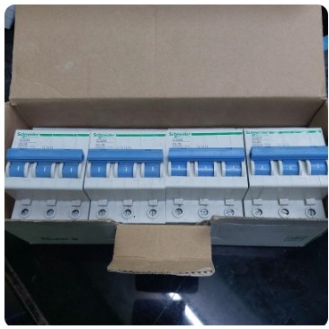 SCHNEIDER MCB C32N 16A 3P KEPALA BIRU PLN - 25A