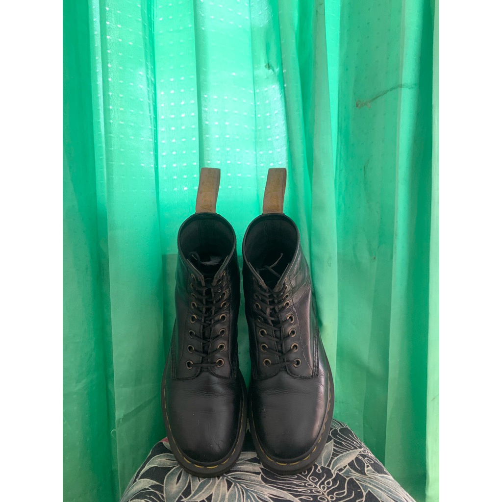 Docmart 1460 black smooth