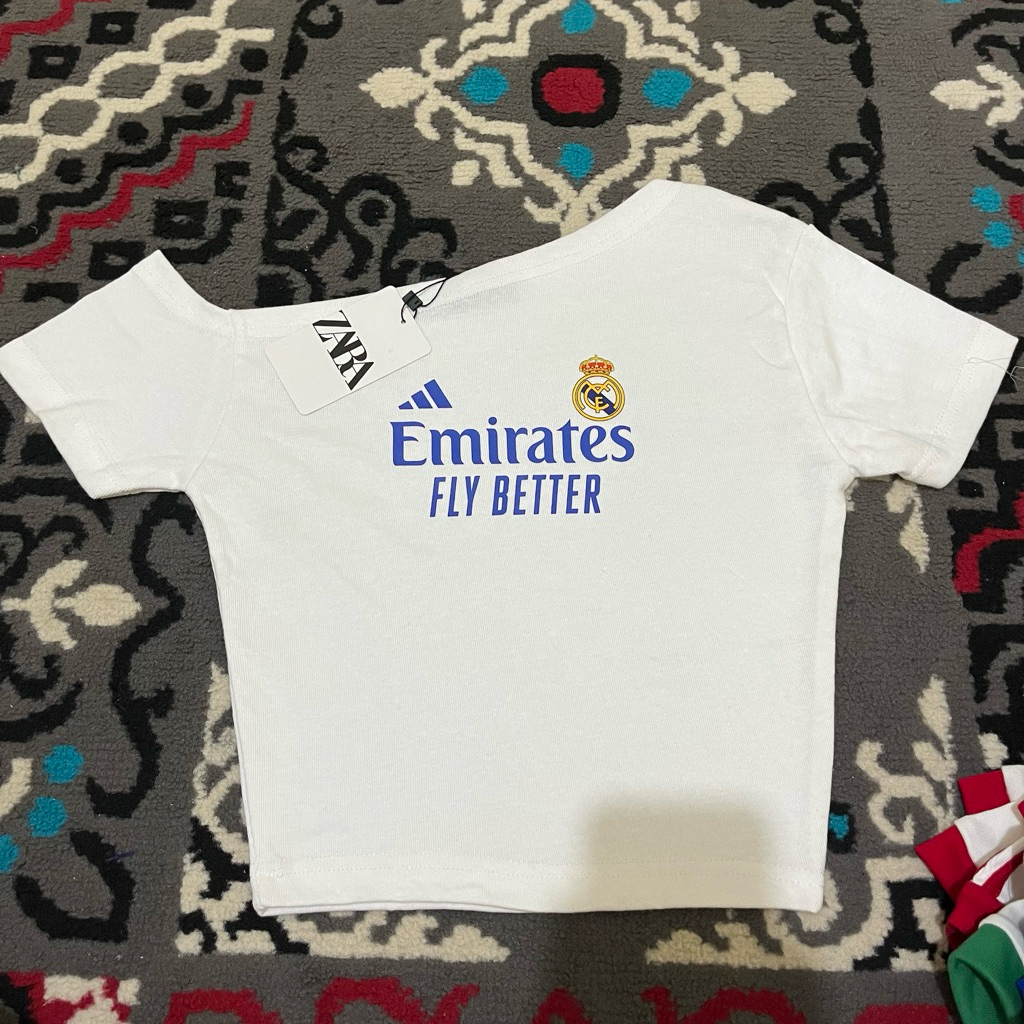 BAJU CROPTOP SABRINA MADRID EMIRATES MINI MOUSE