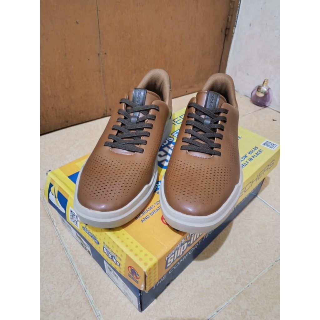 Sepatu Skechers Owen Connel