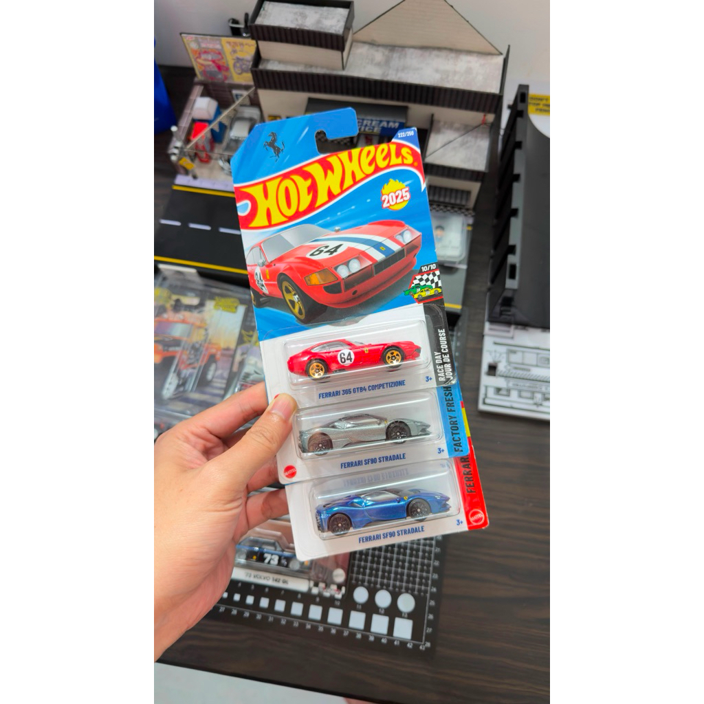 Hot Wheels Ferrari