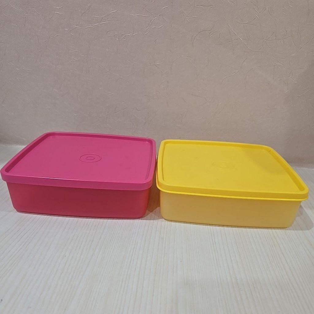 Tupperware - Medium Square Away - 500ml - (1)