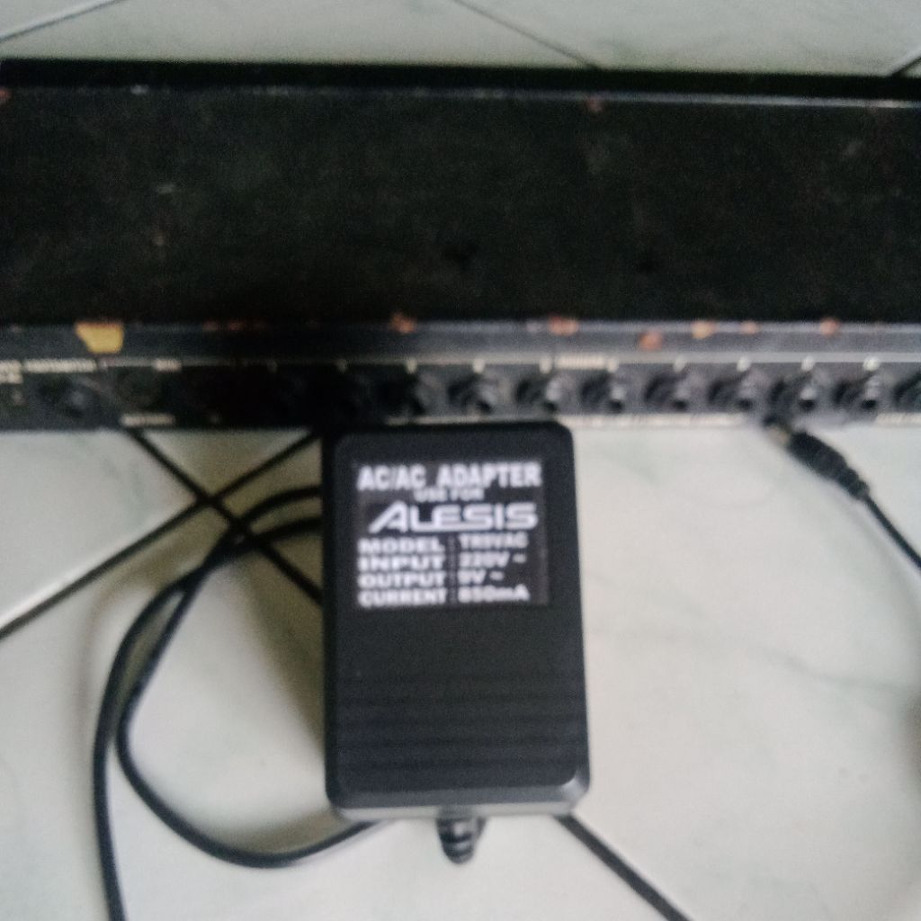 ALESIS