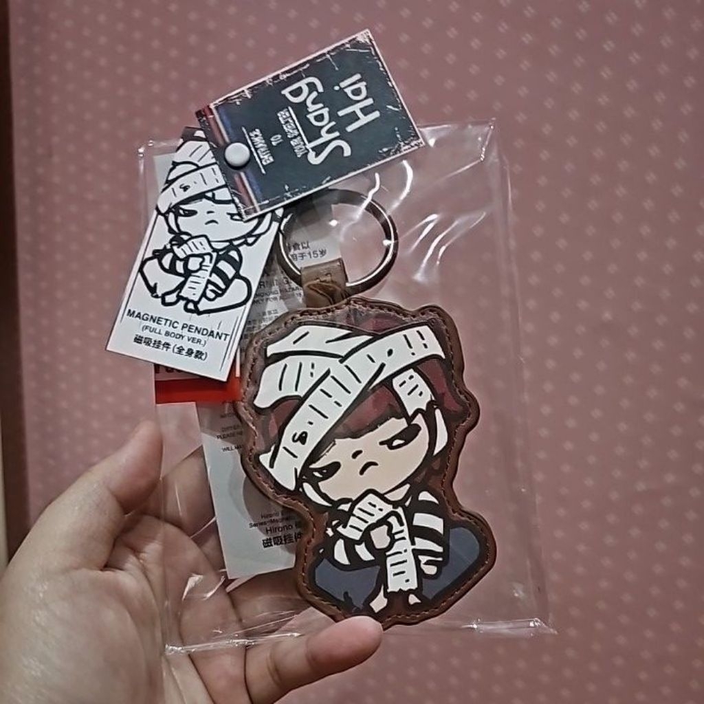 ( Ready ) Hirono Shanghai magnetic pendant keychain / gantungan kunci hirono