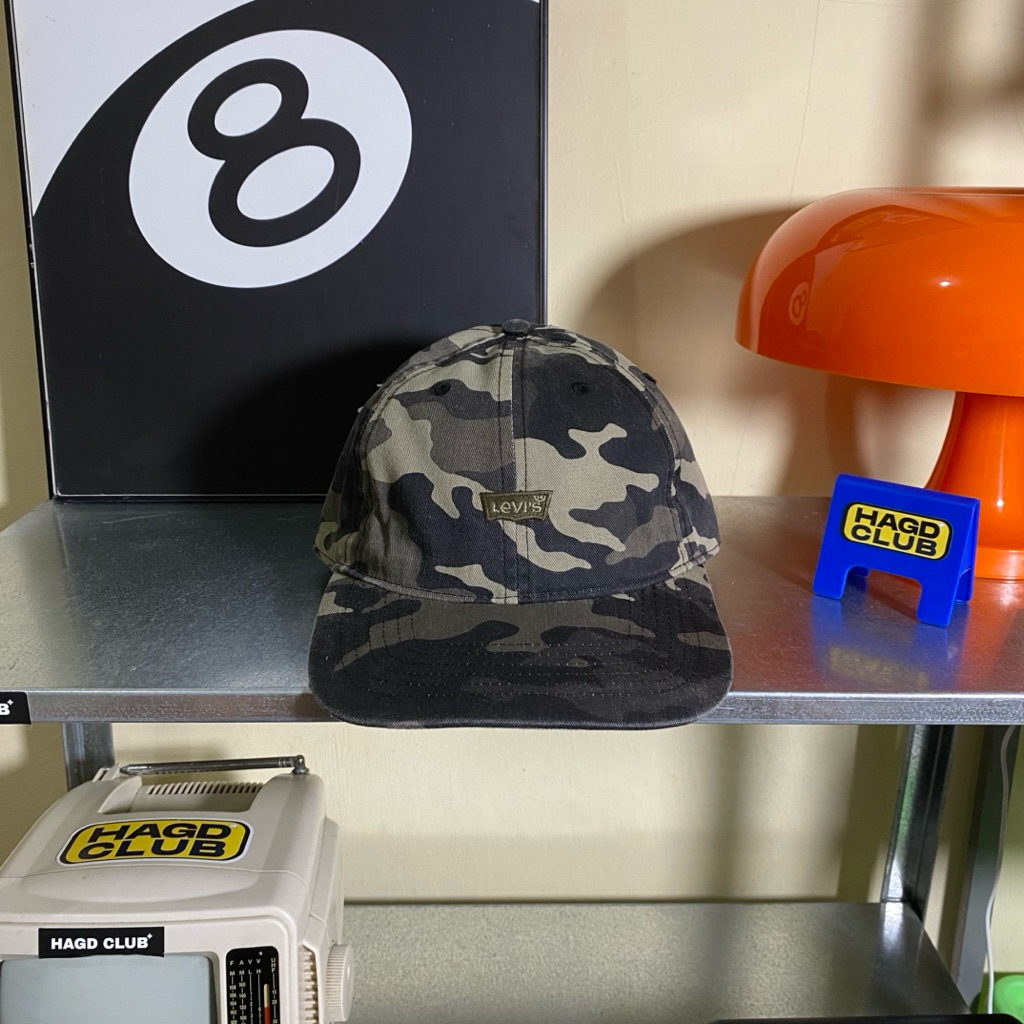 Levis small logo camoflauge cap