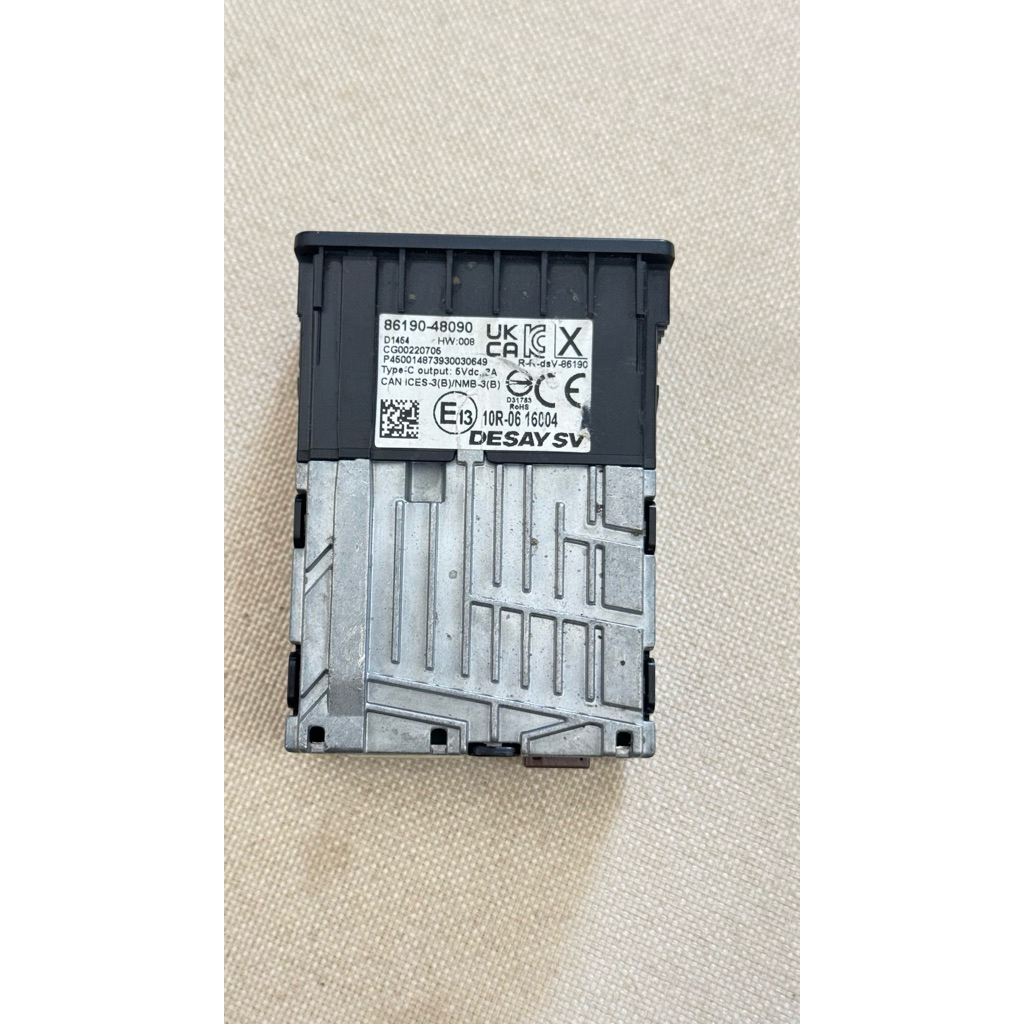 modul Port usb output charger mobil nissan original