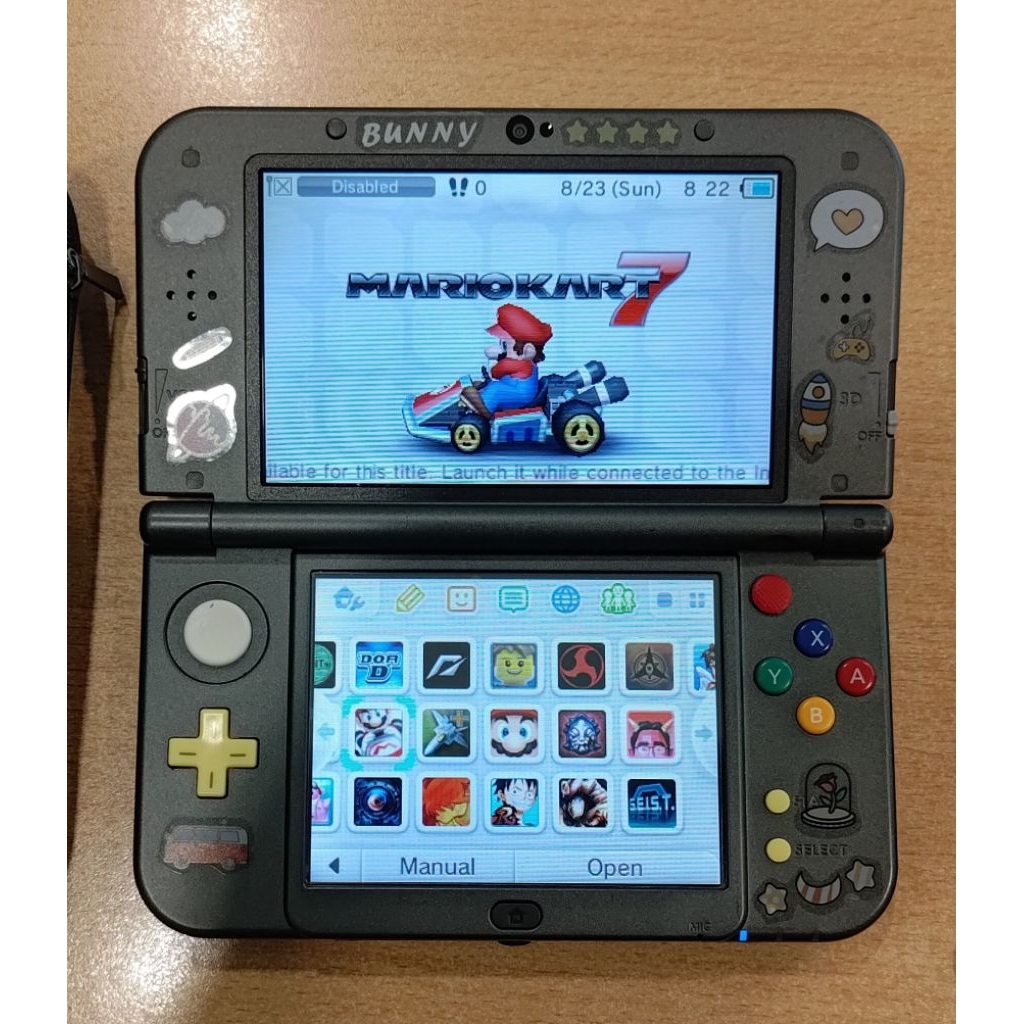 Nintendo New 3DS XL bekas bagus normal