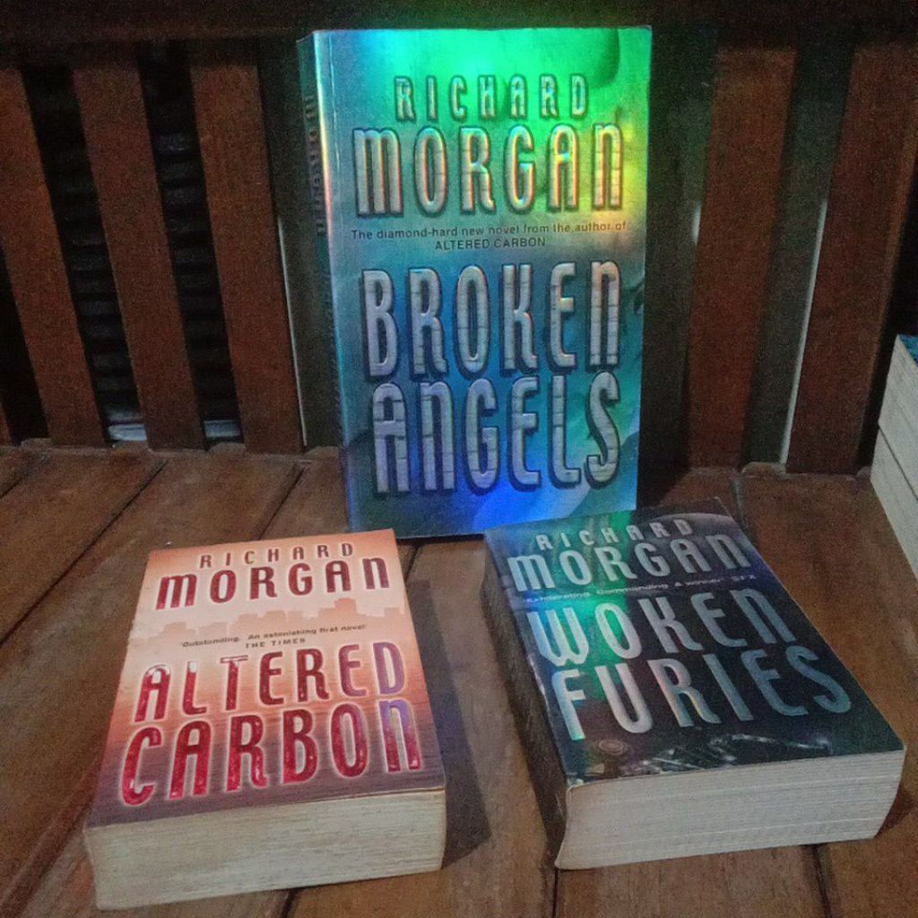 RICHARD MORGAN _ WOKEN FURIES - ALTERED CARBON - BROKEN ANGELS