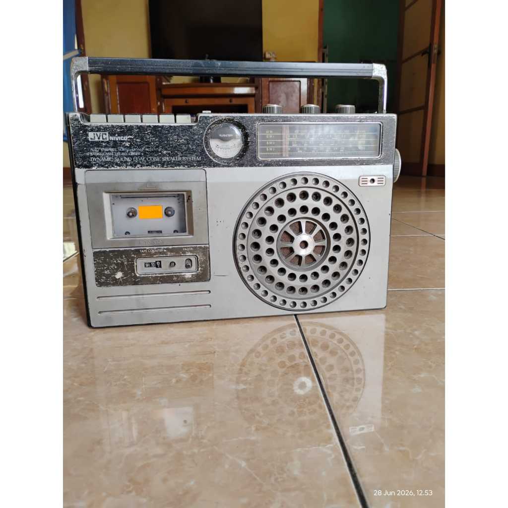 Radio Tape Jadul JVC Nivico Vintage Original - Pajangan Dekorasi Kafe Retro Estetik